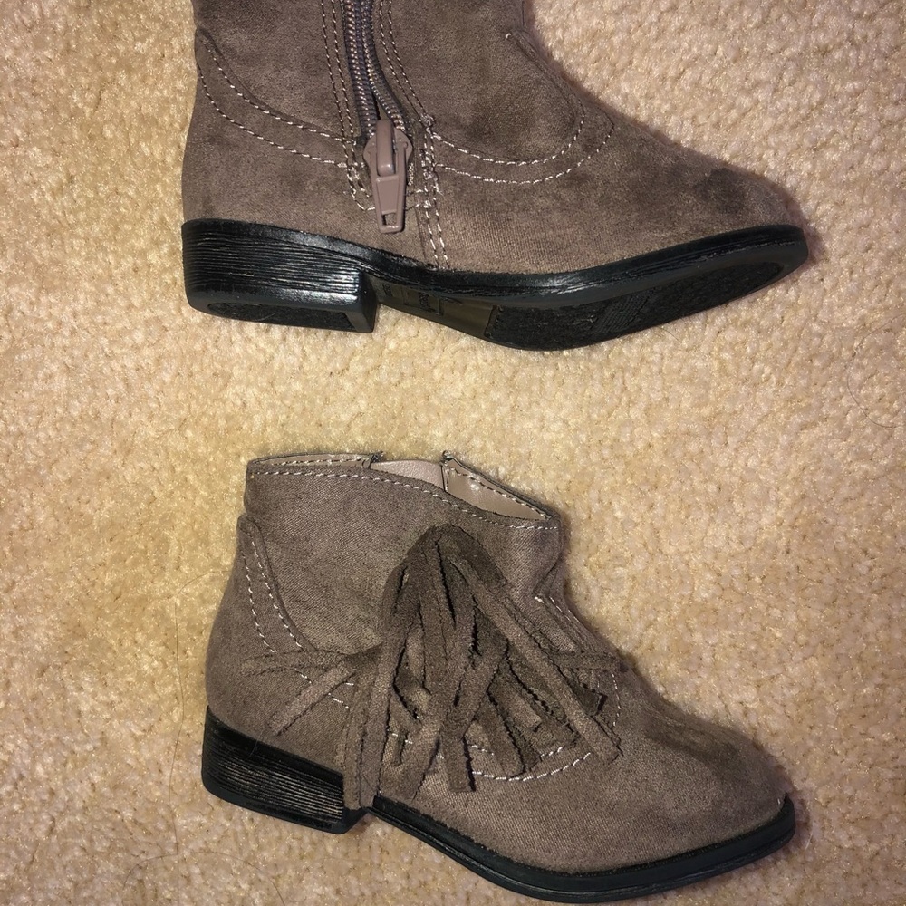 Toddler 5 Fringe Booties